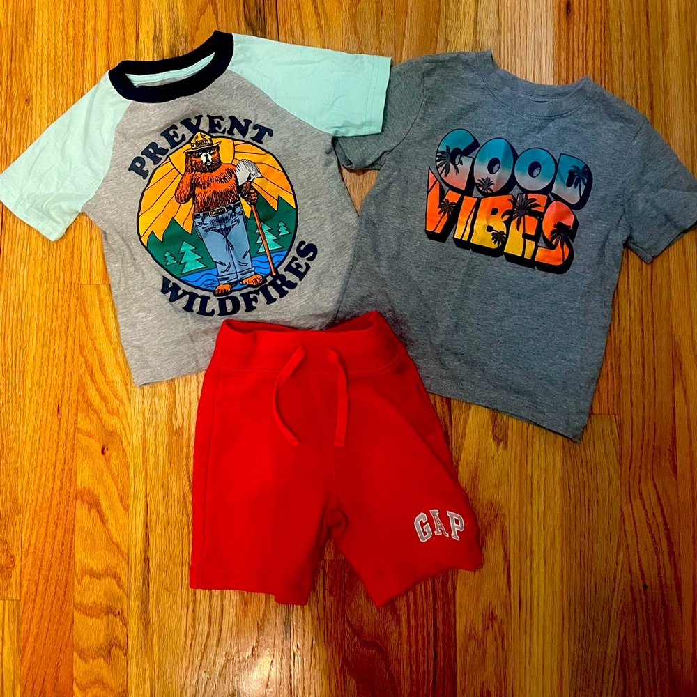 2 t shirts and one pair of GAP shorts EUC